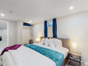 3067 S Holly Place, Denver CO 80222