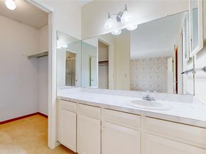 Undisclosed Address #8529783, Centennial CO 80122