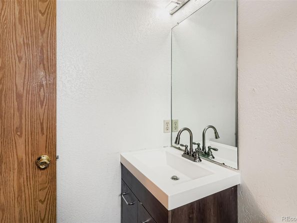 1776 Fraser Court, Aurora CO 80011