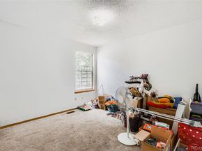 1776 Fraser Court, Aurora CO 80011