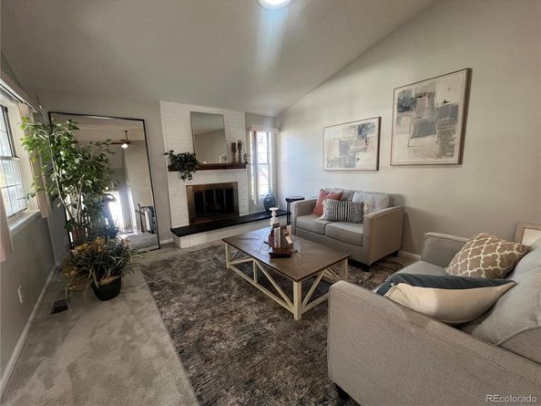 2808 S Heather Gardens Way B, Aurora CO 80014