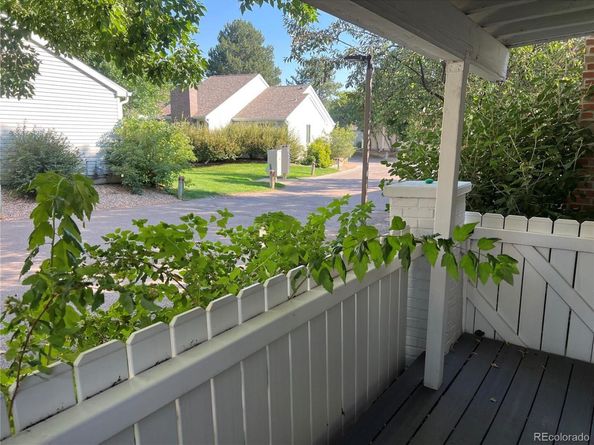 2808 S Heather Gardens Way B, Aurora CO 80014
