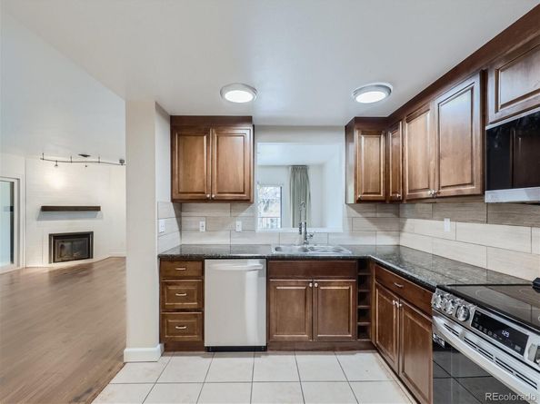 800 Pearl Street 204, Denver CO 80203