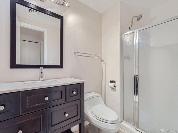 800 Pearl Street 204, Denver CO 80203