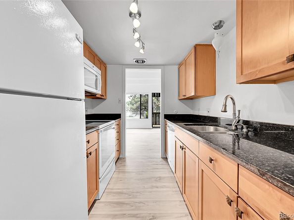 2525 S Dayton Way 1608, Denver CO 80231