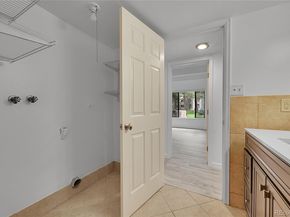 2525 S Dayton Way 1608, Denver CO 80231