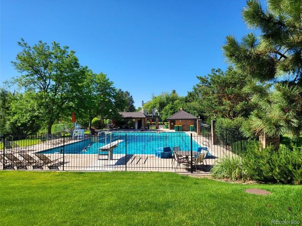 2252 S Queen Street, Lakewood CO 80227