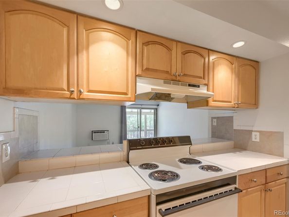 2707 Valmont Road 212C, Boulder CO 80304