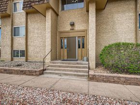 7645 E Quincy Avenue 302, Denver CO 80237