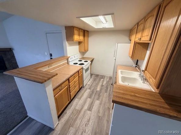 904 S Walden Way 204, Aurora CO 80017