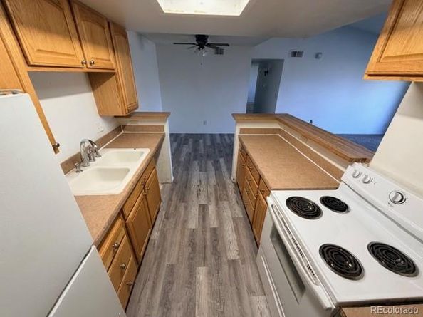 904 S Walden Way 204, Aurora CO 80017