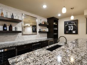 6911 S Algonquian Court, Aurora CO 80016
