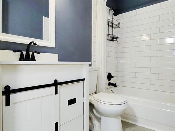 1200 Golden Circle 210, Golden CO 80401