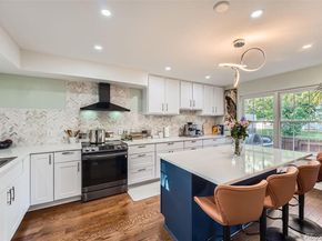 2558 S Vaughn Way C, Aurora CO 80014