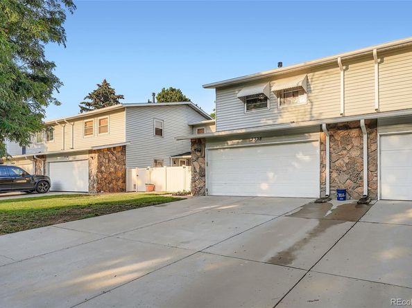 2558 S Vaughn Way C, Aurora CO 80014