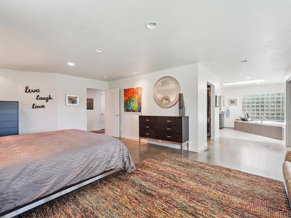25 Polo Field Lane, Denver CO 80209