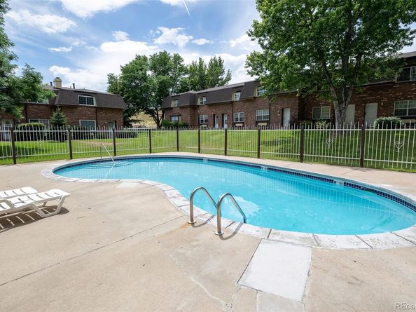 5527 S Lowell Boulevard, Littleton CO 80123