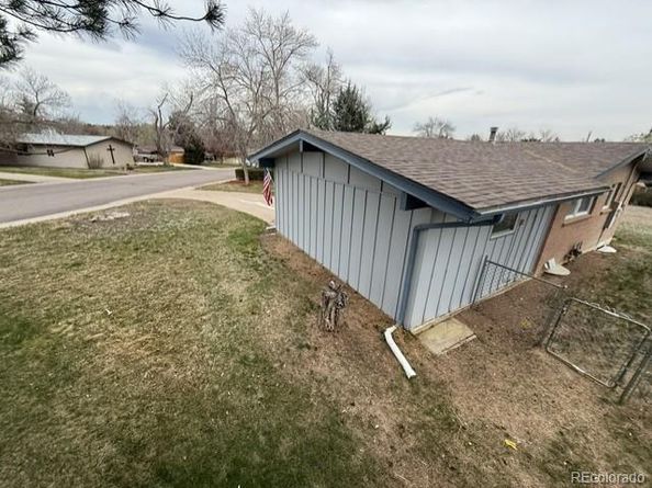5674 W Chestnut Avenue, Littleton CO 80128