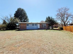 5674 W Chestnut Avenue, Littleton CO 80128