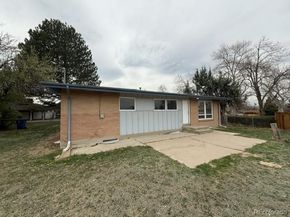 5674 W Chestnut Avenue, Littleton CO 80128
