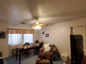 27 Thornhill Oaks Drive, Houston TX 77015