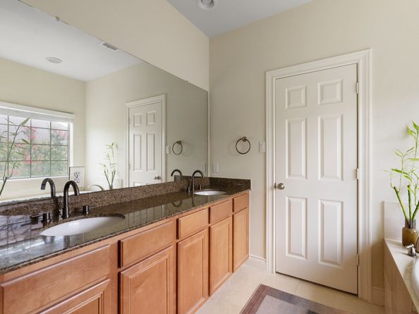 9103 Creekstone Lake Drive, Houston TX 77054