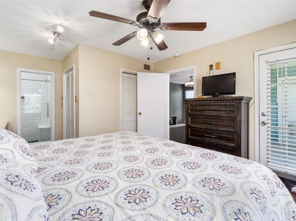 18617 Egret Bay Boulevard 1002, Webster TX 77058