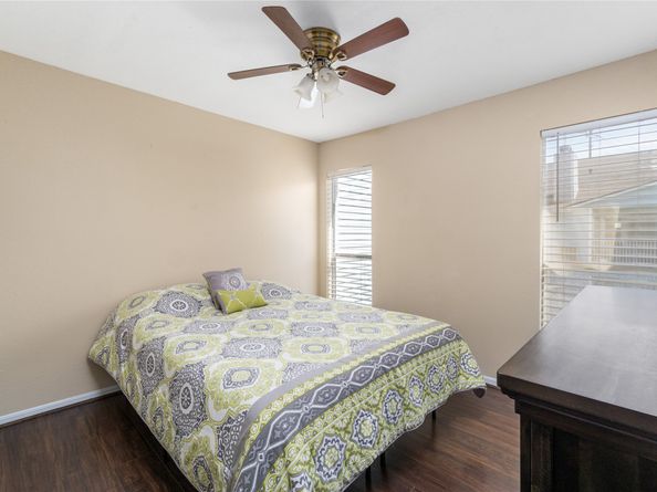 18617 Egret Bay Boulevard 1002, Webster TX 77058