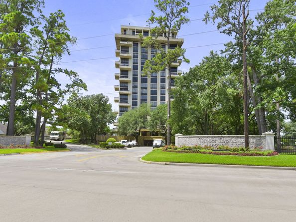 14655 Champion Forest Drive 1802, Houston TX 77069