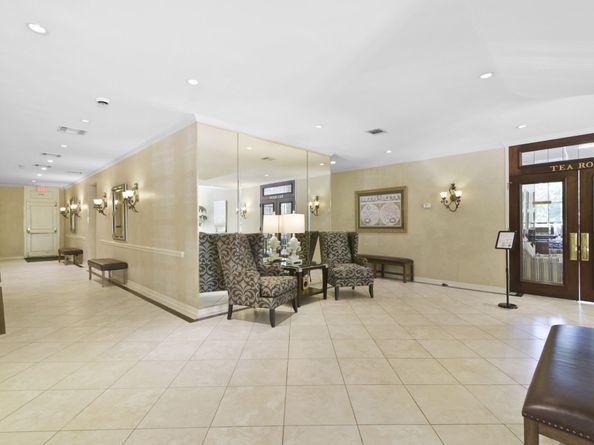 14655 Champion Forest Drive 1802, Houston TX 77069