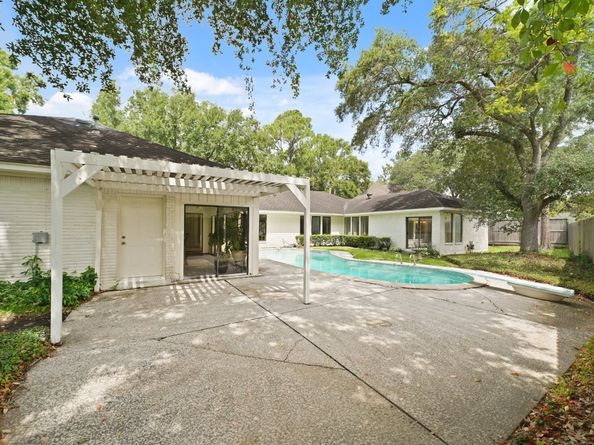 15722 Falmouth Drive, Houston TX 77059
