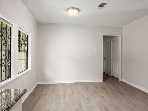 5219 Myrtlewood Street, Houston TX 77033