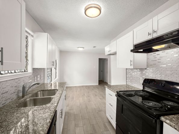 5219 Myrtlewood Street, Houston TX 77033