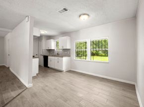 5219 Myrtlewood Street, Houston TX 77033