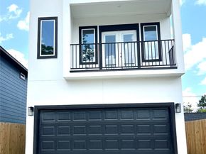 153 Treasure Drive, Houston TX 77076