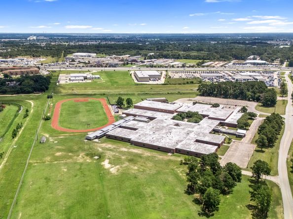 12226 Westwold Drive, Tomball TX 77377