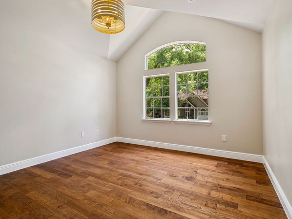 30 Sky Terrace Place, The Woodlands TX 77381