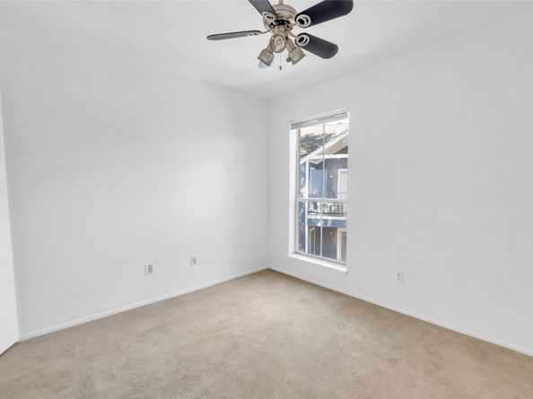 18511 Egret Bay Boulevard 502, Webster TX 77058