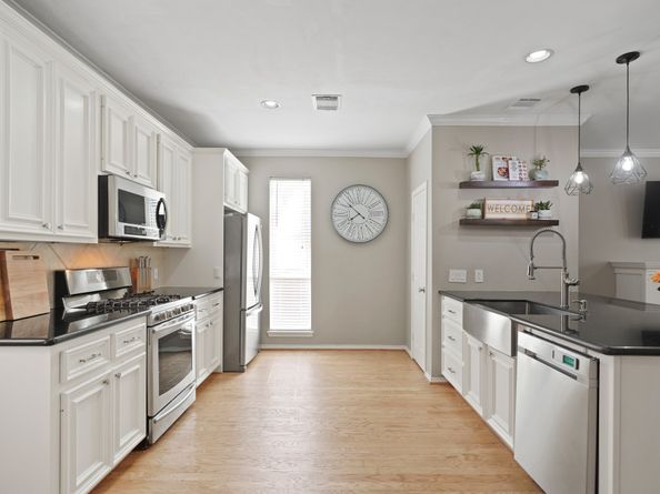 1413 W 26th Street, Houston TX 77008