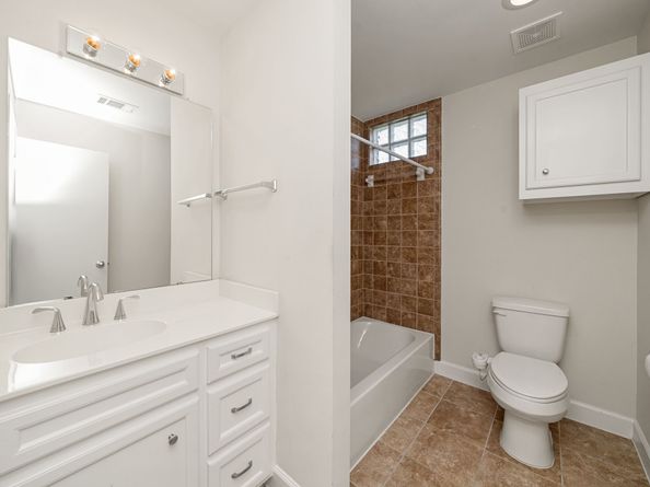 8705 Bryam Street 604, Houston TX 77061