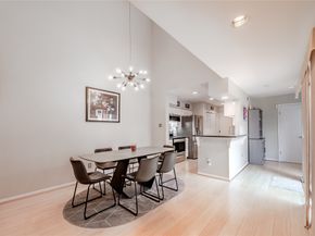 1914 Augusta Drive 15, Houston TX 77057