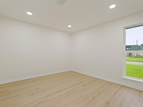 3351 S Sutton Square, Stafford TX 77477