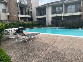 1818 Augusta Drive 21, Houston TX 77057