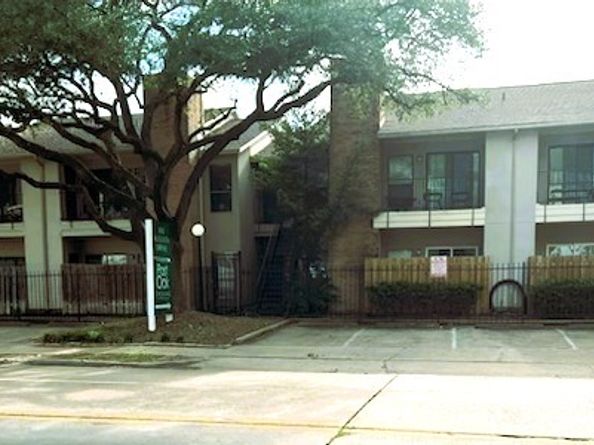 1818 Augusta Drive 21, Houston TX 77057