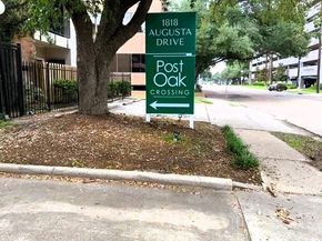 1818 Augusta Drive 21, Houston TX 77057