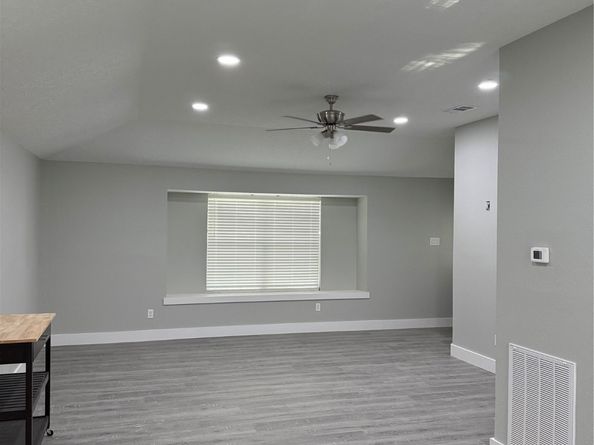 3842 Westmeadow Drive, Houston TX 77082