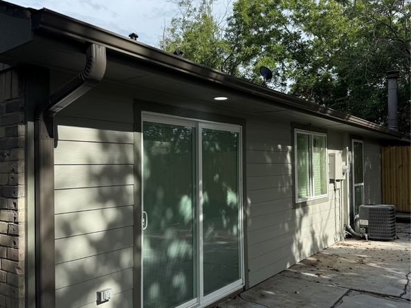 3842 Westmeadow Drive, Houston TX 77082