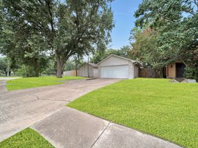 7003 Zapata Drive, Houston TX 77083