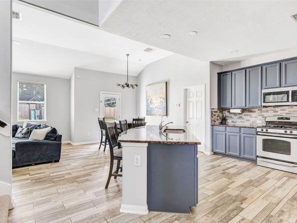8726 Rolling Rapids Road, Humble TX 77346