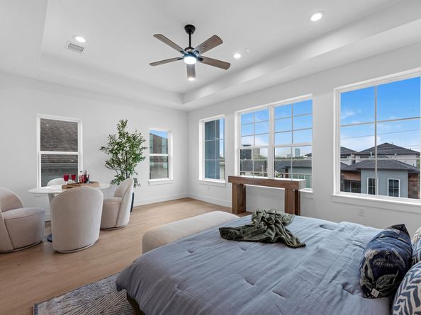 5240 Cornish B, Houston TX 77007
